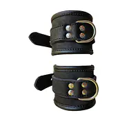 Shadowed Leather Handcuff Pair - Master
